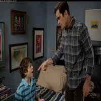 VIDEO: Sneak Peek - 'Best Man' Episode of ABC's MODERN FAMILY Video