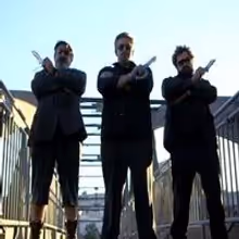 VIDEO: Sneak Peek - Discovery Channel's BLADE BROTHERS, Premiering 4/19