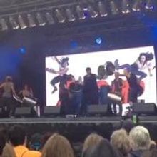 STAGE TUBE: STOMP Performs at WEST END LIVE 2013