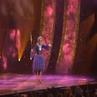 MEGA STAGE TUBE: Watch West End-Bound Dame Edna in Action! Video