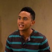 VIDEO: Sneak Peek - Tonight's Episode of ABC Family's BABY DADDY