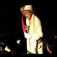 STAGE TUBE: Elaine Stritch Attends 'SHOOT ME' Screening at Chicago International…