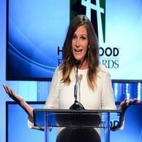 VIDEO: Julia Roberts Accepts Hollywood Film Award for AUGUST: OSAGE COUNTY