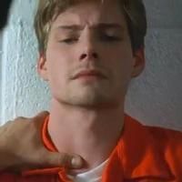 VIDEO: Sneak Peek - Hunter Parrish Guests on THE GOOD WIFE Video