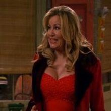 VIDEO: Sneak Peek - 'And The ‘It’ Hole' Episode of CBS's 2 BROKE GIRLS