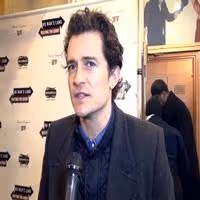 TV: Chatting on the WAITING FOR GODOT Red Carpet with Orlando Bloom, Luke Evans and… Video