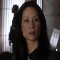 VIDEO: Sneak Peek - Tonight's Episode of CBS's ELEMENTARY Video