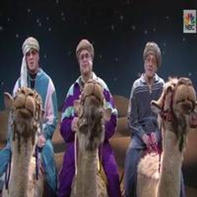 VIDEO: Robert De Niro & Sylvester Stallone Make Guest Appearance on SNL
