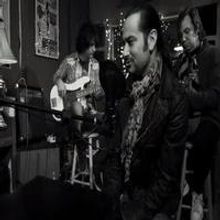 STAGE TUBE: Constantine Maroulis Sings 'Hallelujah' with a Christmas Twist