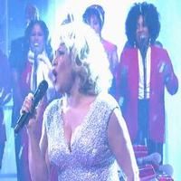 STAGE TUBE: Darlene Love Returns to 'LETTERMAN' for Annual Performance of 'Christmas…