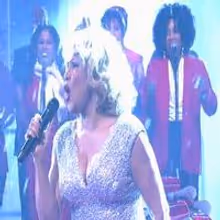 STAGE TUBE: Darlene Love Returns to 'LETTERMAN' for Annual Performance of 'Christmas (Baby Please Come Home)'