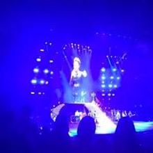 VIDEO: Emeli Sande Joins Taylor Swift for 'Next to Me' at London's O2