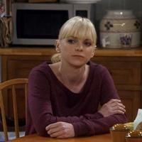 VIDEO: Sneak Peek - Tonight's Episode of CBS's MOM Video