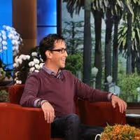 VIDEO: Sneak Peek - Dan Bucatinsky Talks 'Scandal' on ELLEN