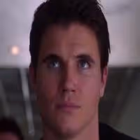 VIDEO: Sneak Peek - 'Superhero' Episode of THE TOMORROW PEOPLE Video