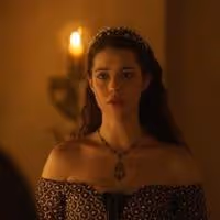 VIDEO: Sneak Peek - 'Dirty Laundry' Episode of The CW's REIGN