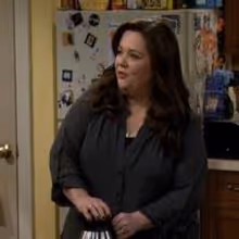 VIDEO: Sneak Peek - Tonight's Episode of CBS's MIKE & MOLLY
