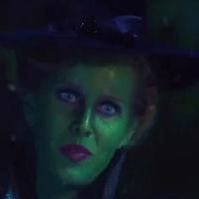 VIDEO: Sneak Peek - 'Quiet Minds' Episode of ONCE UPON A TIME