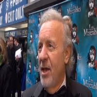 TV: On the LES MISERABLES Red Carpet with Wilkinson, Boublil, Schonberg & More! Video