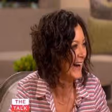 VIDEO: Newlywed Sara Gilbert Spills Wedding Details on THE TALK