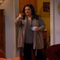 VIDEO: Sneak Peek - 'McMillan and Mom' Episode of CBS's MIKE & MOLLY Video