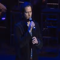STAGE TUBE: Steven Pasquale Sings CAROUSEL's 'You'll Never Walk Alone' at MISCAST!