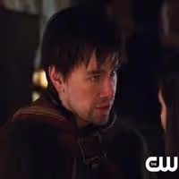VIDEO: Sneak Peek - 'Long Live the King' Episode of The CW's REIGN Video