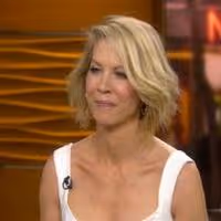 VIDEO: Jenna Elfman Chats 'Growing Up Fisher' on TODAY