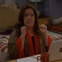 VIDEO: Sneak Peek - Fourth Season Finale of CBS's MIKE & MOLLY Video