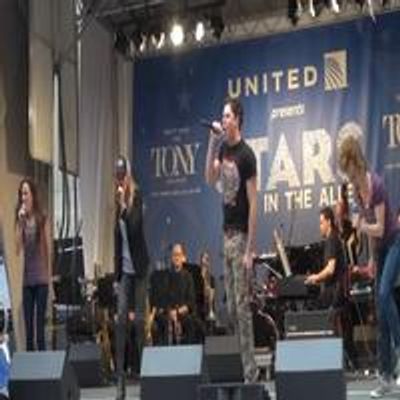 TV: ROCK OF AGES Cast Rocks Out at STARS IN THE ALLEY