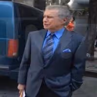 VIDEO: TV Host Regis Philbin Bums a Ride in NYC! Video