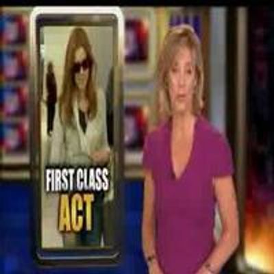 VIDEO: Amy Adams Speaks Out About Giving First Class Seat to US Soldier