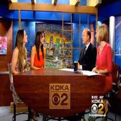 STAGE TUBE: Caroline Bowman and Desi Oakley Discuss Playing 'Eva Per&oacute;n' in EVITA Tour