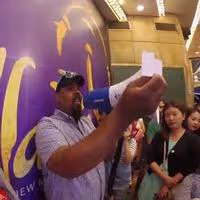 STAGE TUBE: ALADDIN's Tony-Winning Genie James Monroe Iglehart Grants Wishes at… Video
