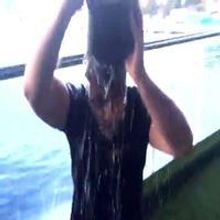 STAGE TUBE: Russell Crowe Braves Freezing Weather to Participate in ALS Ice Bucket…
