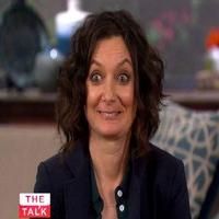 VIDEO: Watch Sara Gilbert Announce Her Pregnancy Live on THE TALK