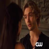 VIDEO: Sneak Peek - 'Drawn and Quartered' Episode of The CW's REIGN