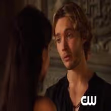 VIDEO: Sneak Peek - 'Drawn and Quartered' Episode of The CW's REIGN
