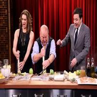 VIDEO: Mario Batali Serves Up Chicken with Brooke Shields on TONIGHT SHOW