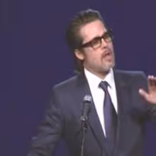 VIDEO: Watch Brad Pitt Lead PALM SPRINGS FILM FEST Audience in Sing-Along