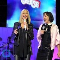 VIDEO: GREASE Stars Olivia Newton-John & Didi Conn Reunite in Vegas