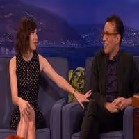 VIDEO: 'Portlandia's Fred Armisen & Carrie Brownstein Work Out Some Issues on CONAN Video