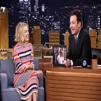 VIDEO: Sienna Miller Talks 'American Sniper' & More on TONIGHT