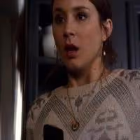 VIDEO: Sneak Peek - 'Over a Barrel' Episode of PRETTY LITTLE LIARS Video
