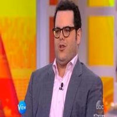VIDEO: Josh Gad Talks FROZEN & 'The Wedding Ringer' on 'The View'