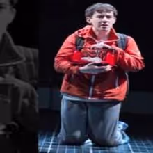 VIDEO: 'CURIOUS INCIDENT's Toby the Rat Trainer Featured in New 'Backstage on…