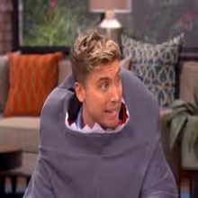 VIDEO: Lance Bass Chats Mariah Carey's Lip Syncing on THE TALK