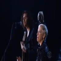 VIDEO: Hozier and Annie Lennox Perform 'Take Me to Church' on GRAMMYS