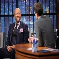 VIDEO: Kenny Smith Talks New Series 'Meet the Smiths' on LATE NIGHT