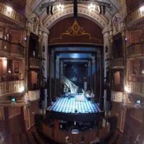 STAGE TUBE: Timelapse! THE SOUND OF MUSIC Tour Set Goes Up at Wimbledon - UK Regional Theater Video